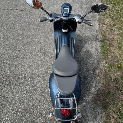 Sale Photo Thumbnail #44: Vespa Primavera 946 Motorcycle – 262 Miles Don’t miss this rare opportunity to own a virtually new Vespa Primavera 946 – a stunning blend of Italian design and modern performance. With only 262 total miles, this Vespa has been garage stored and rema
