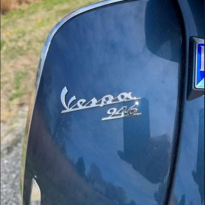 Sale Photo Thumbnail #7: Vespa Primavera 946 Motorcycle – 262 Miles Don’t miss this rare opportunity to own a virtually new Vespa Primavera 946 – a stunning blend of Italian design and modern performance. With only 262 total miles, this Vespa has been garage stored and rema