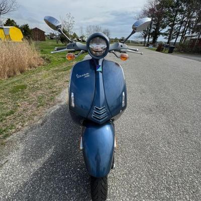 Sale Photo Thumbnail #50: Vespa Primavera 946 Motorcycle – 262 Miles Don’t miss this rare opportunity to own a virtually new Vespa Primavera 946 – a stunning blend of Italian design and modern performance. With only 262 total miles, this Vespa has been garage stored and rema
