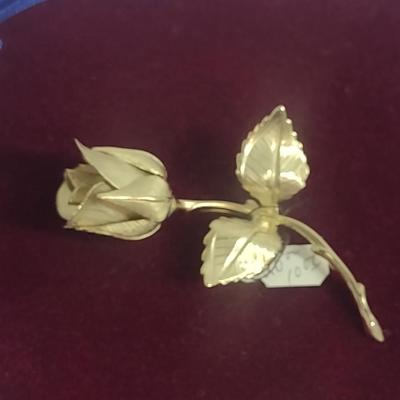 Collection of Brooches (#43)
