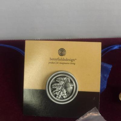 Collection of Brooches (#43)