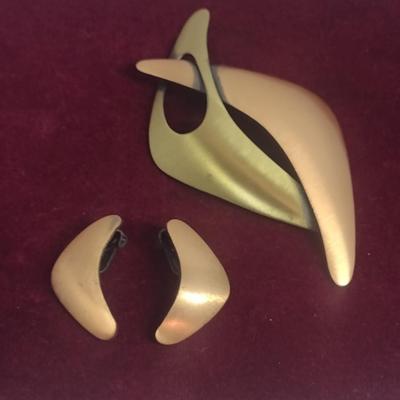 Vintage Kim Boomerang Shaped Brooch and Earring Set (#44)