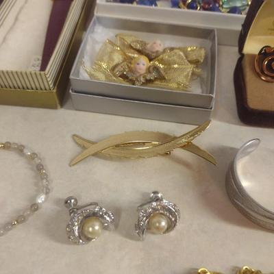 Collection of Fashion Jewelry- Necklaces, Earrings, Bracelets, etc. (#45)
