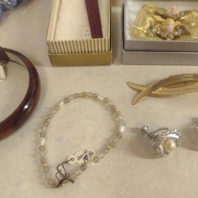 Collection of Fashion Jewelry- Necklaces, Earrings, Bracelets, etc. (#45)
