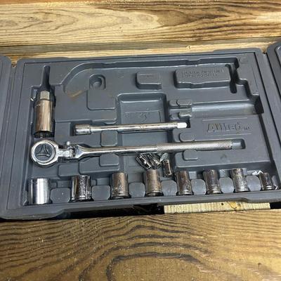 Four Toolkits With Cases (SRF-MG)