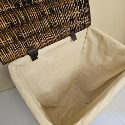 Laundry Items (GB1-JS)