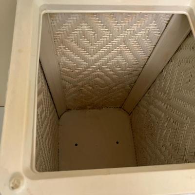 Laundry Items (GB1-JS)