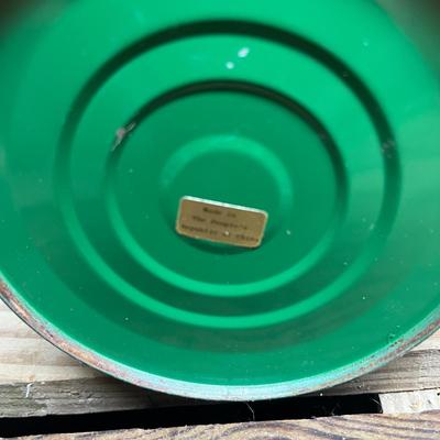 Dietz Oil Lantern & Olde Brooklyn Lanterns (SRB-MG)