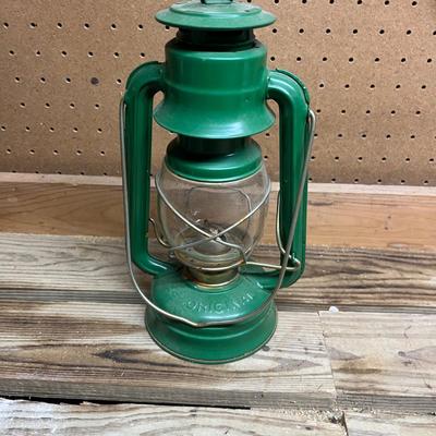 Dietz Oil Lantern & Olde Brooklyn Lanterns (SRB-MG)
