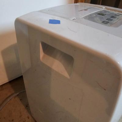 Frigidaire 70 Pint Dehumidifier (SRF-JS)