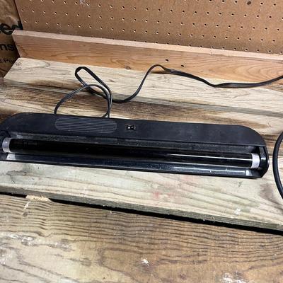 Halogen Work Lights, Spotlights & a Black Light (SRF-MG)
