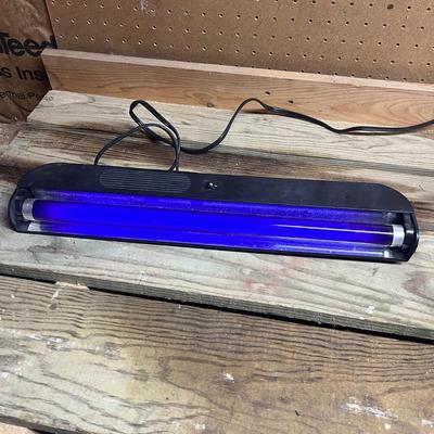 Halogen Work Lights, Spotlights & a Black Light (SRF-MG)
