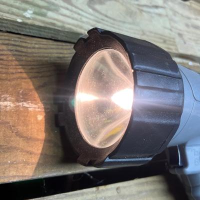 Halogen Work Lights, Spotlights & a Black Light (SRF-MG)