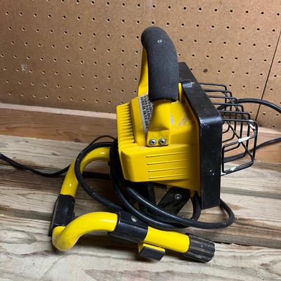 Halogen Work Lights, Spotlights & a Black Light (SRF-MG)