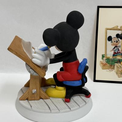 Walt Disney Mickey Mouse sel portrait figurine with postcard
