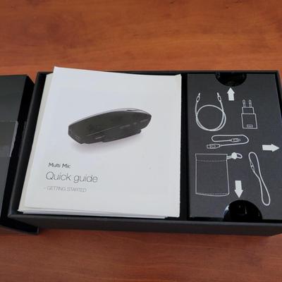 Two iPhones and Wireless Microphone (BR2-EL)