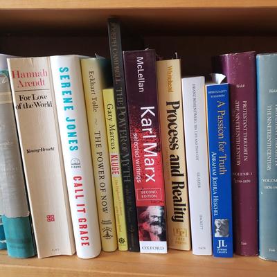 Philosophy Books (BR2-KD)