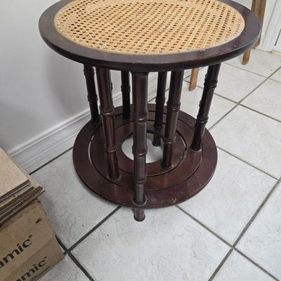 Stackable tables