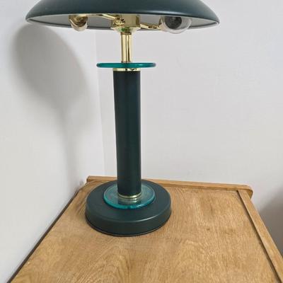 Green lamp