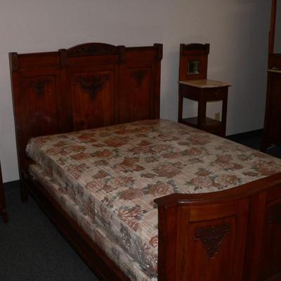 Antique Eastlake Twin Bed Frame with Mattress