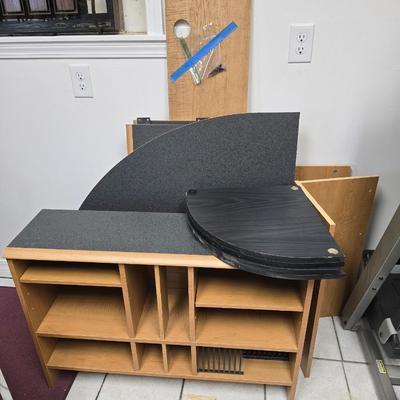 Desk (disassembled)