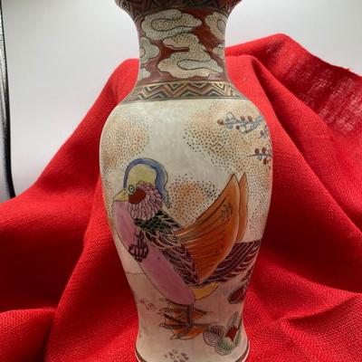 Sale Photo Thumbnail #315: Opaque pink overglaze enamel in the Chinoiserie style.
Pink and rose color / colloidal gold
Hand  painted in Macau   Excellent condition
12 inches tall x 4.5 inches wide 
Retail $175