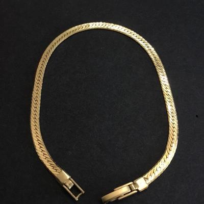 Mid century goldtone bracelet