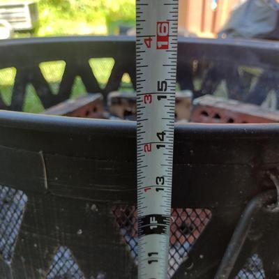 Portable Fire Pit- Approx 29" in Diameter