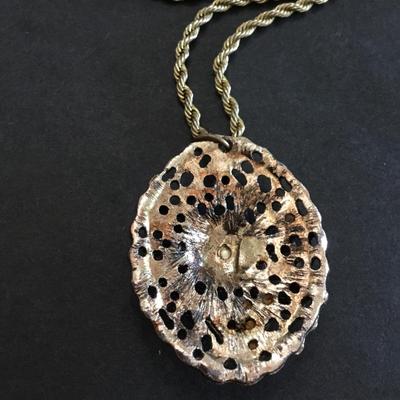 Beautiful vintage, multicolored, rhinestone pendant and chain necklace. Very nice very beautiful.