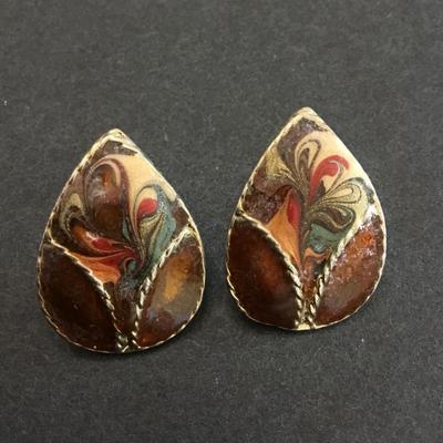 Vintage made in the USA enamel earrings