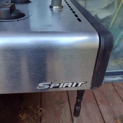 Weber 'Spirit' Propane Grill with Cover