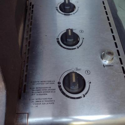 Weber 'Spirit' Propane Grill with Cover