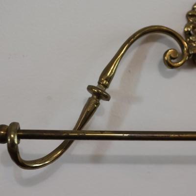 Glo Mar Brass Lion Towel Rack