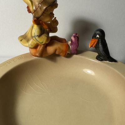 Hummel figurine "Singing Lesson" #34