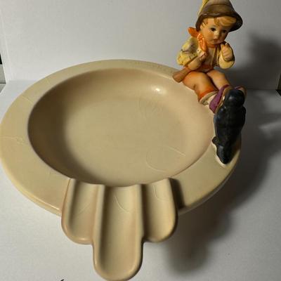 Hummel figurine "Singing Lesson" #34