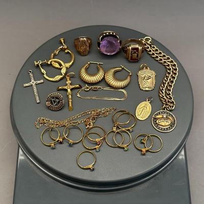 Lot of Misc. Jewelry (67g)