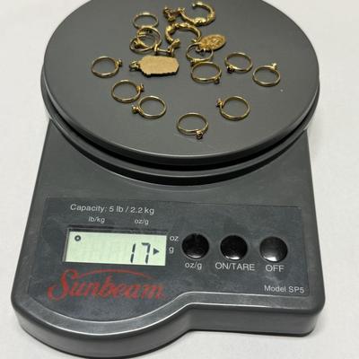 Lot of Misc. Jewelry - 67g