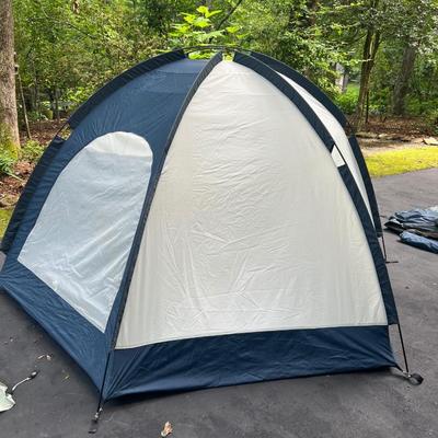 5’ x 4’ Diamond Brand Tent Plus Sleeping Bags (G-RG)