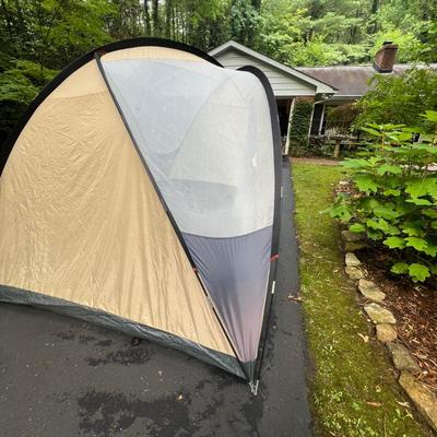 Coleman 12’ x 8’ Tioga Tent Plus Sleeping Bags & Pillow (G-RG)