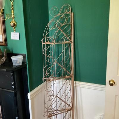 O8 Mid-Century Folding Metal Corner Plant Shelf