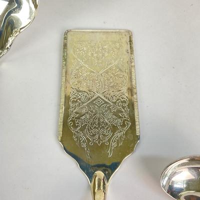 D29 Set of 4 Silverplate Serving Pieces