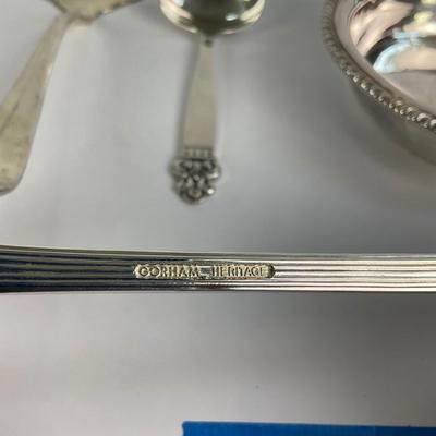 D29 Set of 4 Silverplate Serving Pieces