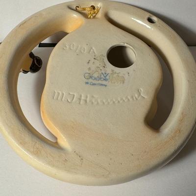 HUMMEL Bee Ring wall plaques - Very Cute