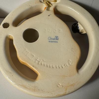 HUMMEL Bee Ring wall plaques - Very Cute