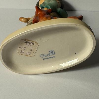 Hummel figurine "Stolling Along" #5