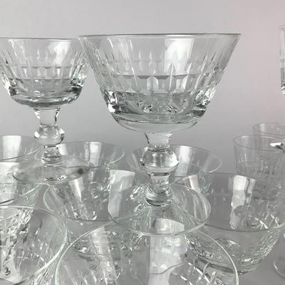 K45 Large Lot of Vintage Tiffin Franciscan Wine Glasses & Champagne Coupes