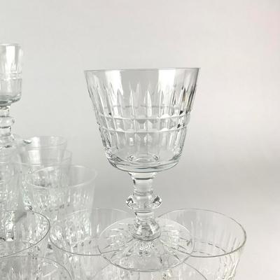 K45 Large Lot of Vintage Tiffin Franciscan Wine Glasses & Champagne Coupes