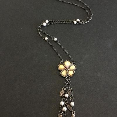 Vintage 1928 flower art deco style necklace