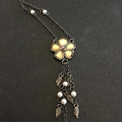 Vintage 1928 flower art deco style necklace