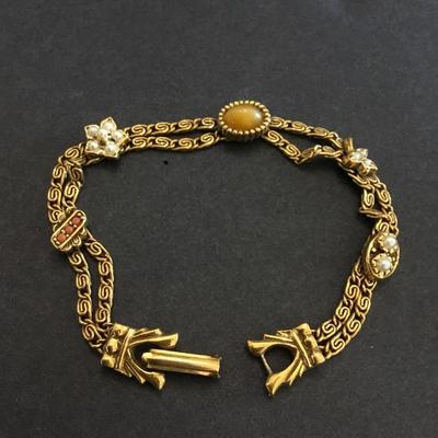 Goldette vintage signed beautiful Victorian style bracelet